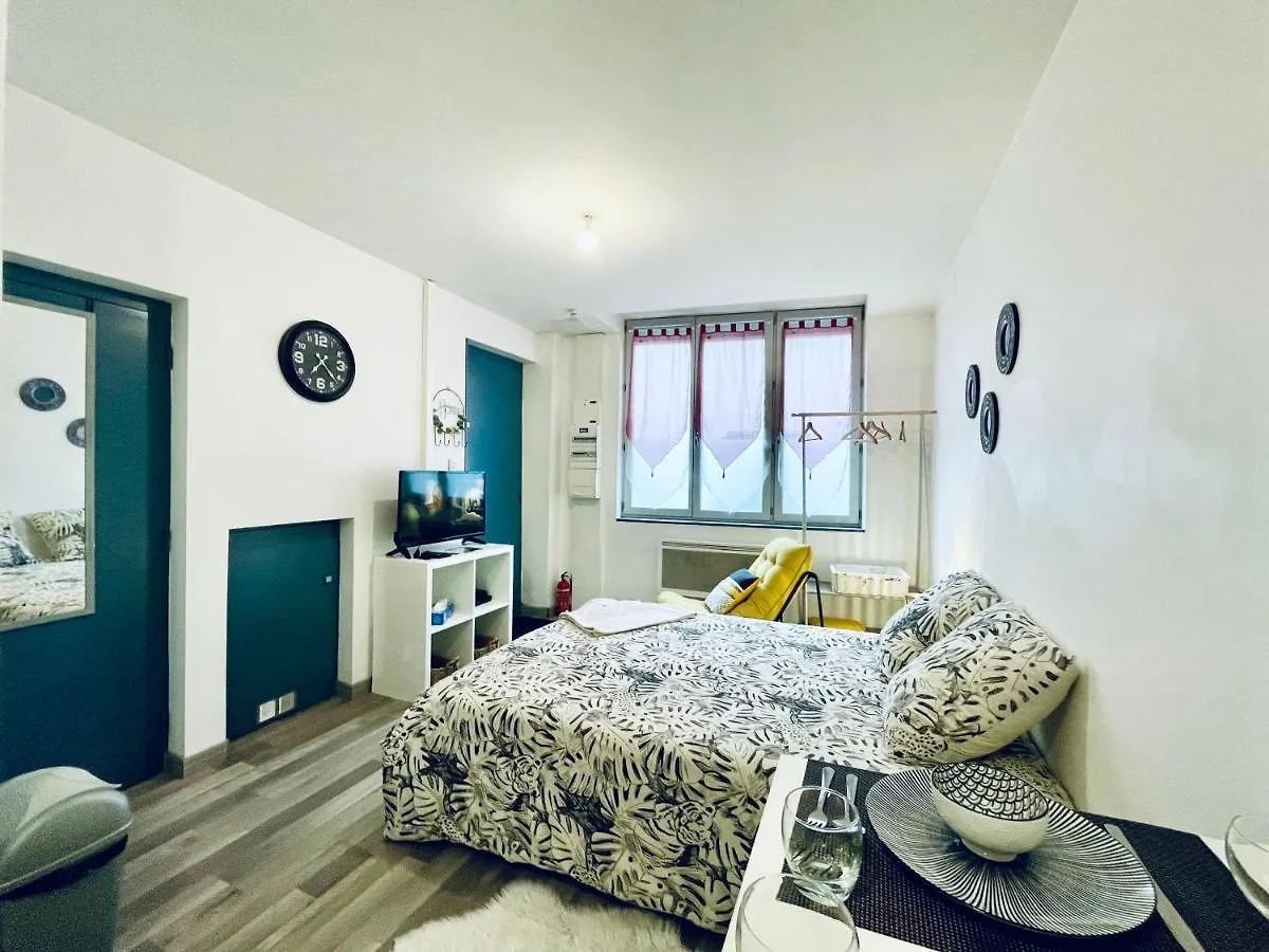 Le Colombus Apartment Sainte-Colombe  France